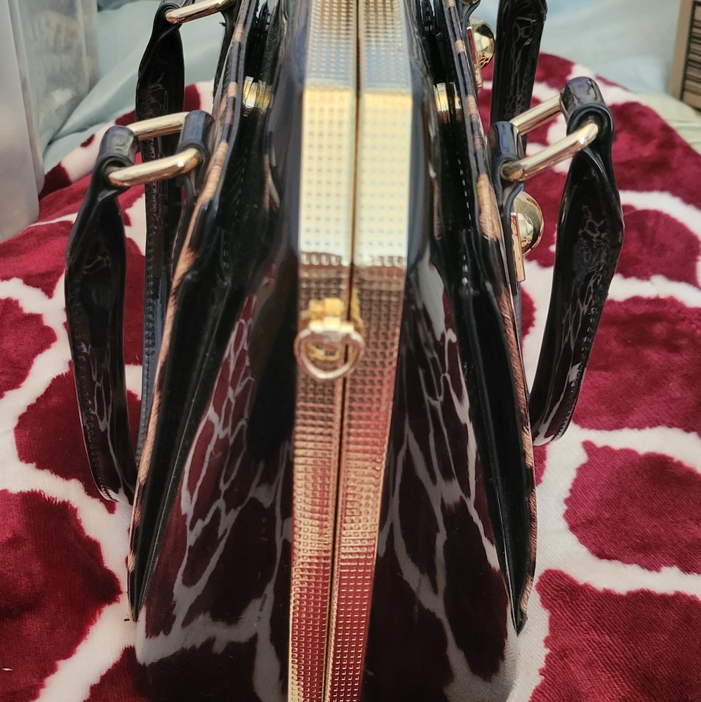 Purse - Picture 3 of 4